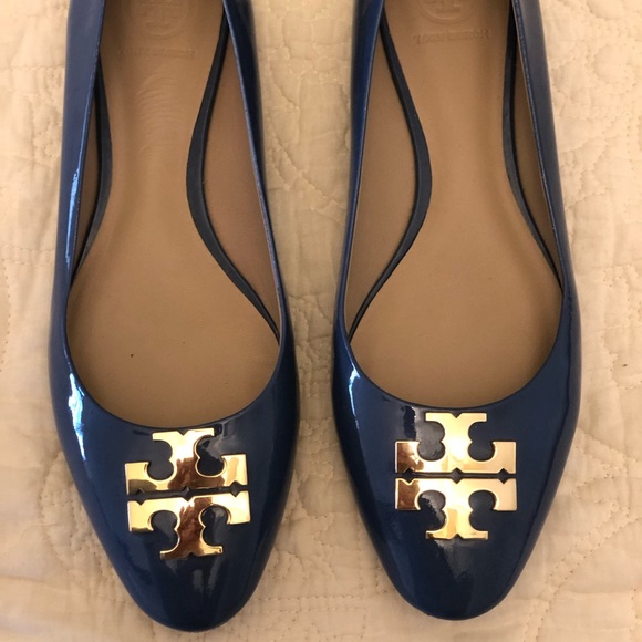 Tory Burch Raleigh Blue Flats - Picture 2 of 7